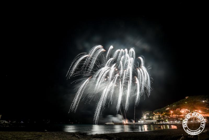 Sabato 8 Settembre  2018. Festeggiamenti per N.S. del Suffragio a Recco (Genova). Preparazione Sparata Mascoli del Quartiere Bastia, Sparata Quartiere Verzemma e dei Fuochi di giorno. Sparata del Quartiere Bastia, Spettacolo Pirotecnico del Quartiere Bastia, Ponte , Collodari. ©www.pasottidavidfotografia.com