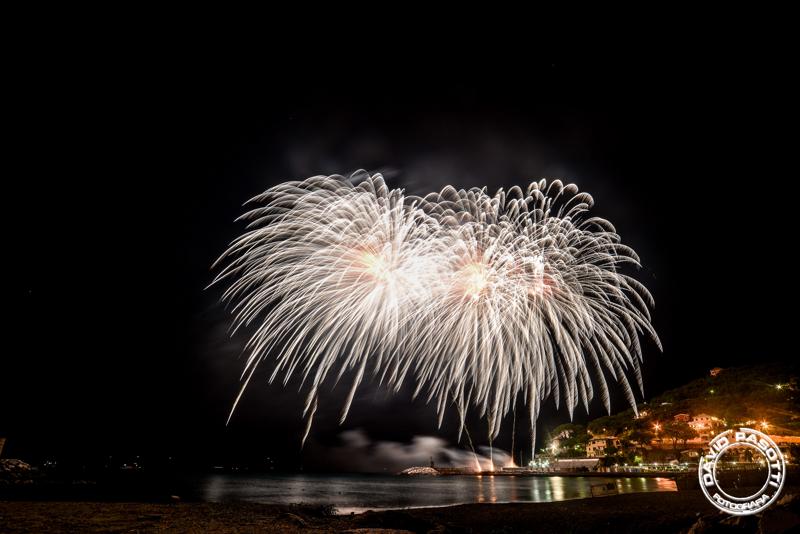 Sabato 8 Settembre  2018. Festeggiamenti per N.S. del Suffragio a Recco (Genova). Preparazione Sparata Mascoli del Quartiere Bastia, Sparata Quartiere Verzemma e dei Fuochi di giorno. Sparata del Quartiere Bastia, Spettacolo Pirotecnico del Quartiere Bastia, Ponte , Collodari. ©www.pasottidavidfotografia.com