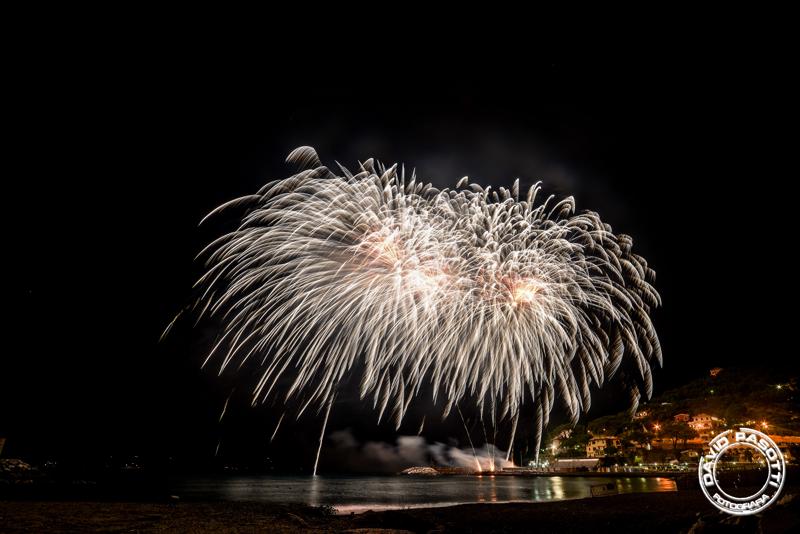 Sabato 8 Settembre  2018. Festeggiamenti per N.S. del Suffragio a Recco (Genova). Preparazione Sparata Mascoli del Quartiere Bastia, Sparata Quartiere Verzemma e dei Fuochi di giorno. Sparata del Quartiere Bastia, Spettacolo Pirotecnico del Quartiere Bastia, Ponte , Collodari. ©www.pasottidavidfotografia.com