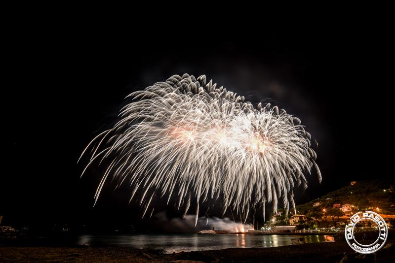 Sabato 8 Settembre  2018. Festeggiamenti per N.S. del Suffragio a Recco (Genova). Preparazione Sparata Mascoli del Quartiere Bastia, Sparata Quartiere Verzemma e dei Fuochi di giorno. Sparata del Quartiere Bastia, Spettacolo Pirotecnico del Quartiere Bastia, Ponte , Collodari. ©www.pasottidavidfotografia.com