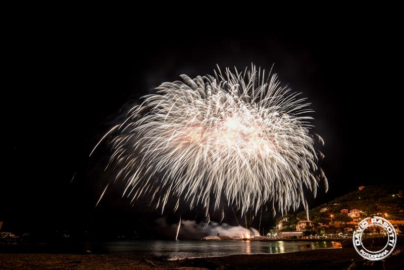 Sabato 8 Settembre  2018. Festeggiamenti per N.S. del Suffragio a Recco (Genova). Preparazione Sparata Mascoli del Quartiere Bastia, Sparata Quartiere Verzemma e dei Fuochi di giorno. Sparata del Quartiere Bastia, Spettacolo Pirotecnico del Quartiere Bastia, Ponte , Collodari. ©www.pasottidavidfotografia.com