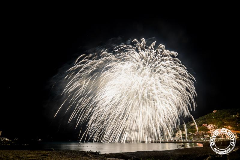 Sabato 8 Settembre  2018. Festeggiamenti per N.S. del Suffragio a Recco (Genova). Preparazione Sparata Mascoli del Quartiere Bastia, Sparata Quartiere Verzemma e dei Fuochi di giorno. Sparata del Quartiere Bastia, Spettacolo Pirotecnico del Quartiere Bastia, Ponte , Collodari. ©www.pasottidavidfotografia.com