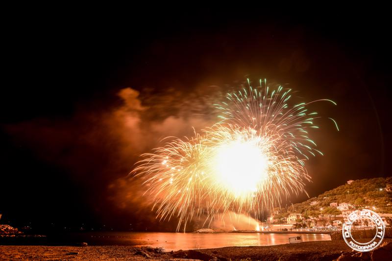 Sabato 8 Settembre  2018. Festeggiamenti per N.S. del Suffragio a Recco (Genova). Preparazione Sparata Mascoli del Quartiere Bastia, Sparata Quartiere Verzemma e dei Fuochi di giorno. Sparata del Quartiere Bastia, Spettacolo Pirotecnico del Quartiere Bastia, Ponte , Collodari. ©www.pasottidavidfotografia.com