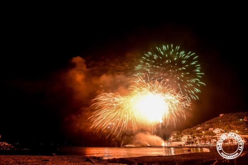 Sabato 8 Settembre  2018. Festeggiamenti per N.S. del Suffragio a Recco (Genova). Preparazione Sparata Mascoli del Quartiere Bastia, Sparata Quartiere Verzemma e dei Fuochi di giorno. Sparata del Quartiere Bastia, Spettacolo Pirotecnico del Quartiere Bastia, Ponte , Collodari. ©www.pasottidavidfotografia.com