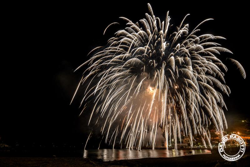 Sabato 8 Settembre  2018. Festeggiamenti per N.S. del Suffragio a Recco (Genova). Preparazione Sparata Mascoli del Quartiere Bastia, Sparata Quartiere Verzemma e dei Fuochi di giorno. Sparata del Quartiere Bastia, Spettacolo Pirotecnico del Quartiere Bastia, Ponte , Collodari. ©www.pasottidavidfotografia.com